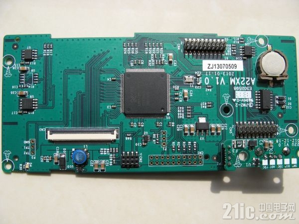 主CPU是144脚的LPC1788