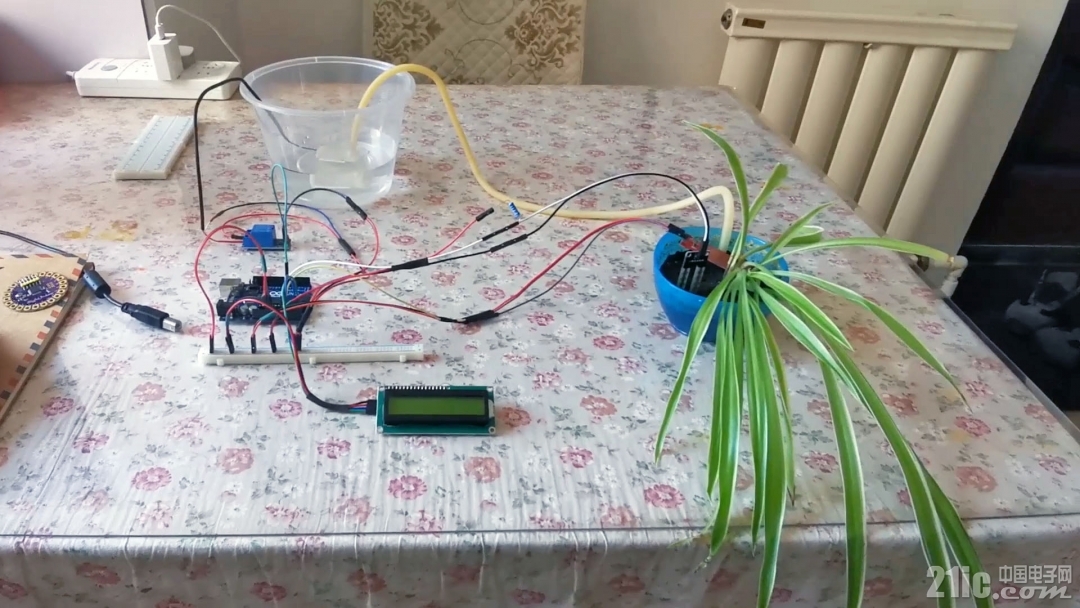 LLAKG：Arduino 自动浇花系统（第3集：C语言程序升级与功能优化）.00_06_44_06.静止01.jpg