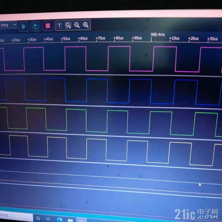 死区可调pwm
