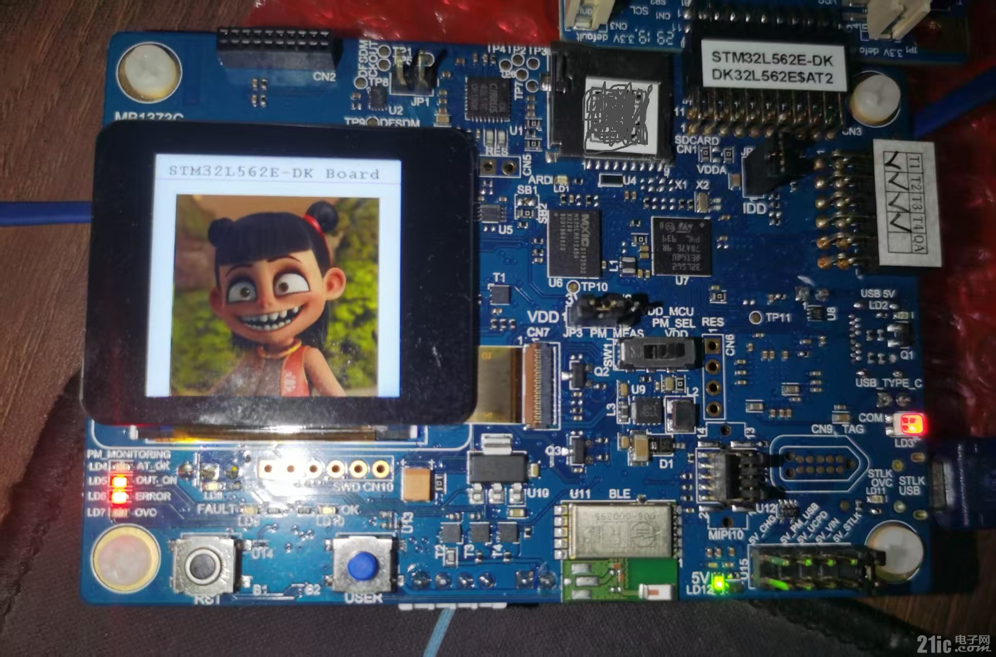 8_LCD_str_image.png